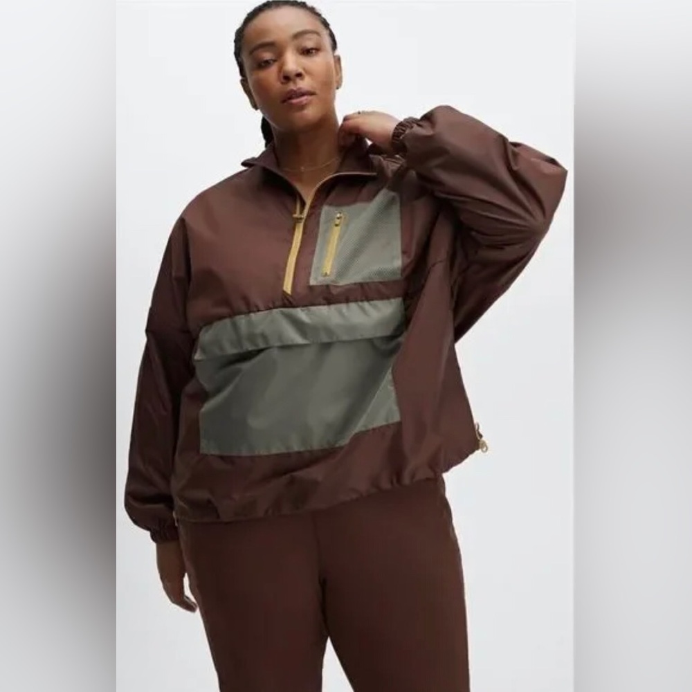 Fabletics Shawn Cropped Half-Zip Windbreaker Jack… - image 3